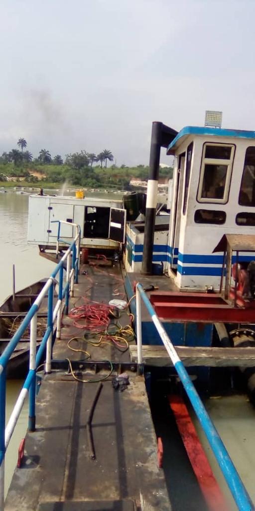 POBjedu 16-inch cutter suction dredger stationed at a creek bank