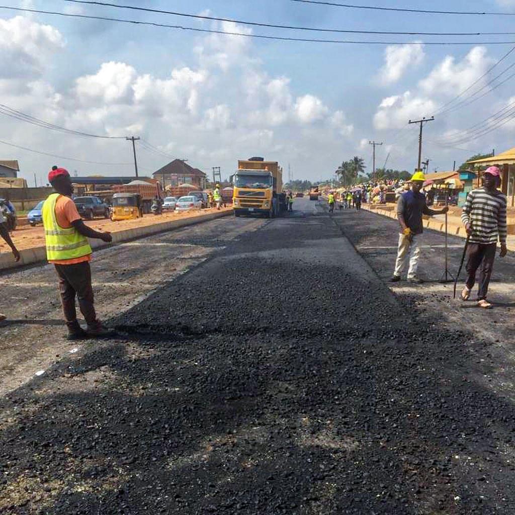 Road construction works on the Ilaro road project